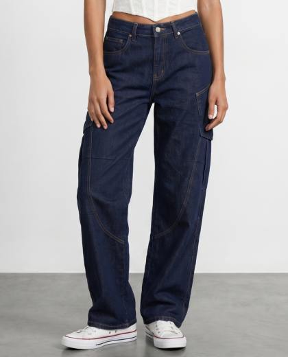 CF WOMAN_Gemini 3 (Nano Banana Pro)_2026-04-29_18-38-58